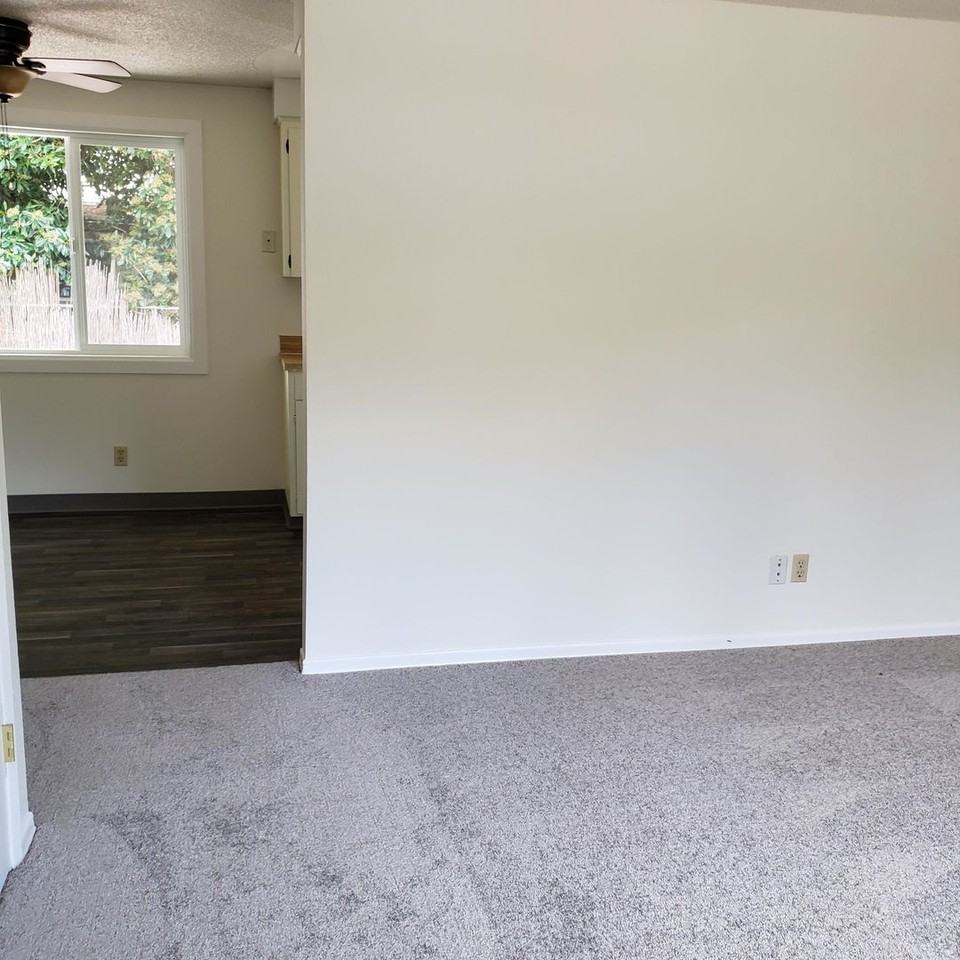 T&D Investments 2 - Photo 3 of 10