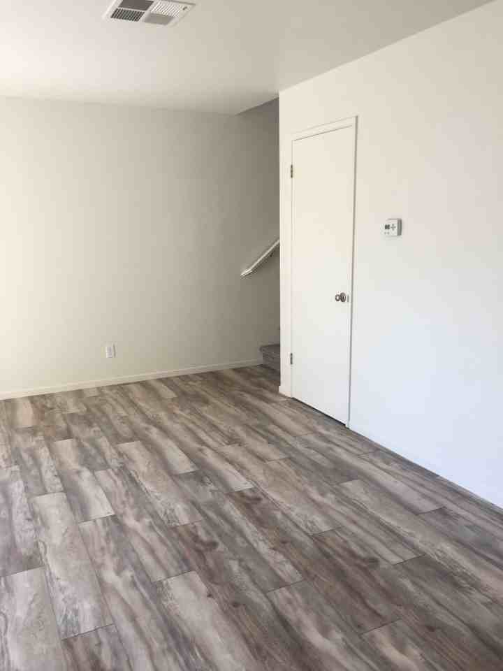 2477 San Miguel Ave - Photo 6 of 16
