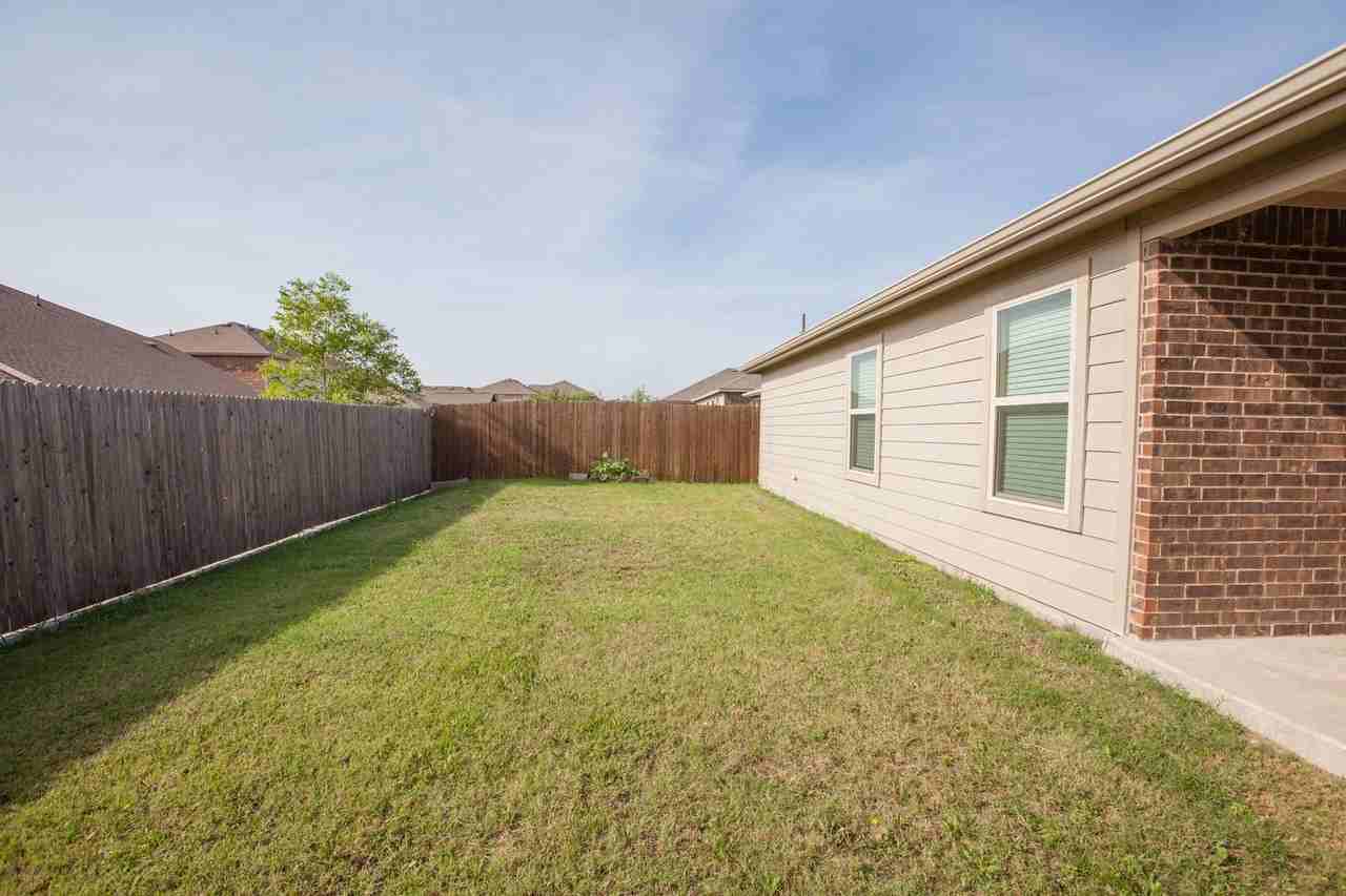 2117 Shady Glen Trl - Photo 2 of 41