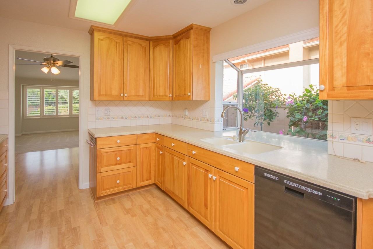 2620 El Aguila Ln - Photo 6 of 20