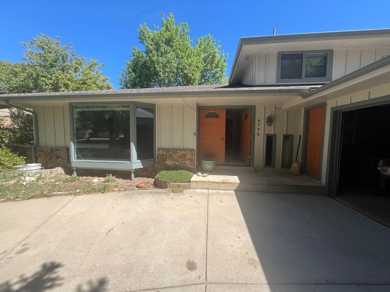 4775 Hancock Dr - Photo 2 of 36