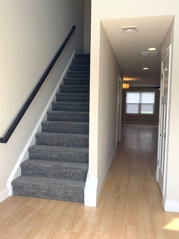 202 Merriweather Dr - Photo 5 of 44