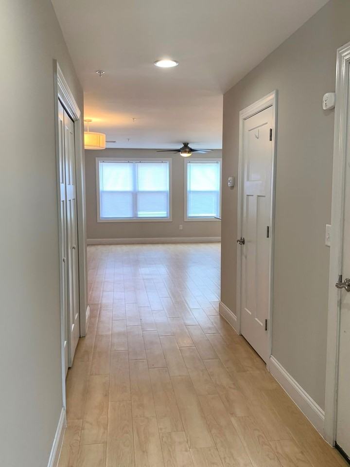 202 Merriweather Dr - Photo 6 of 44