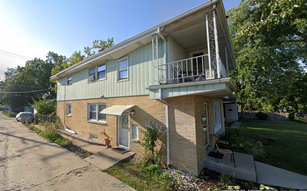 4421-23 N 76th St - Photo 2 of 2