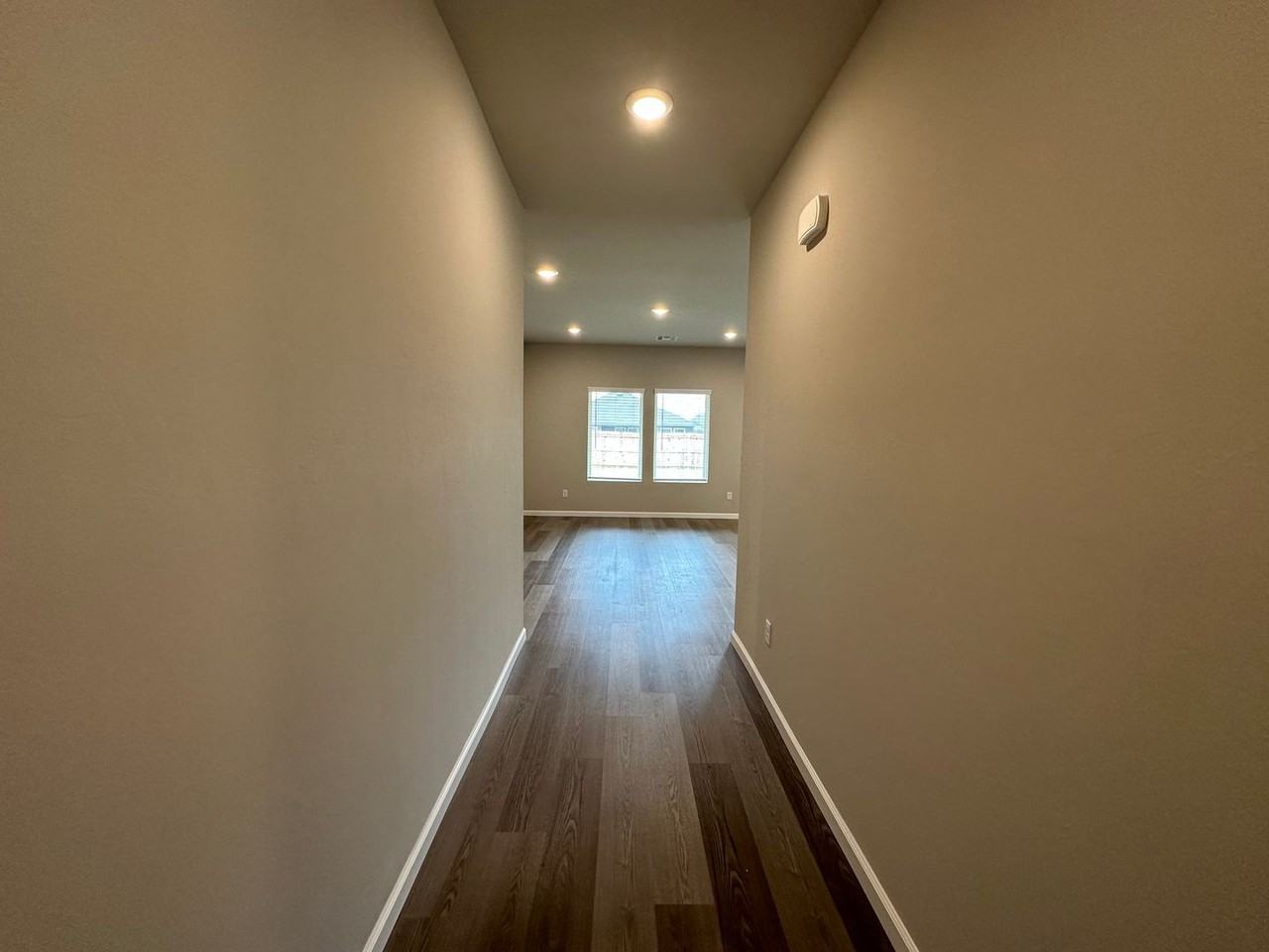 10516 Sw 41st Pl - Photo 5 of 32