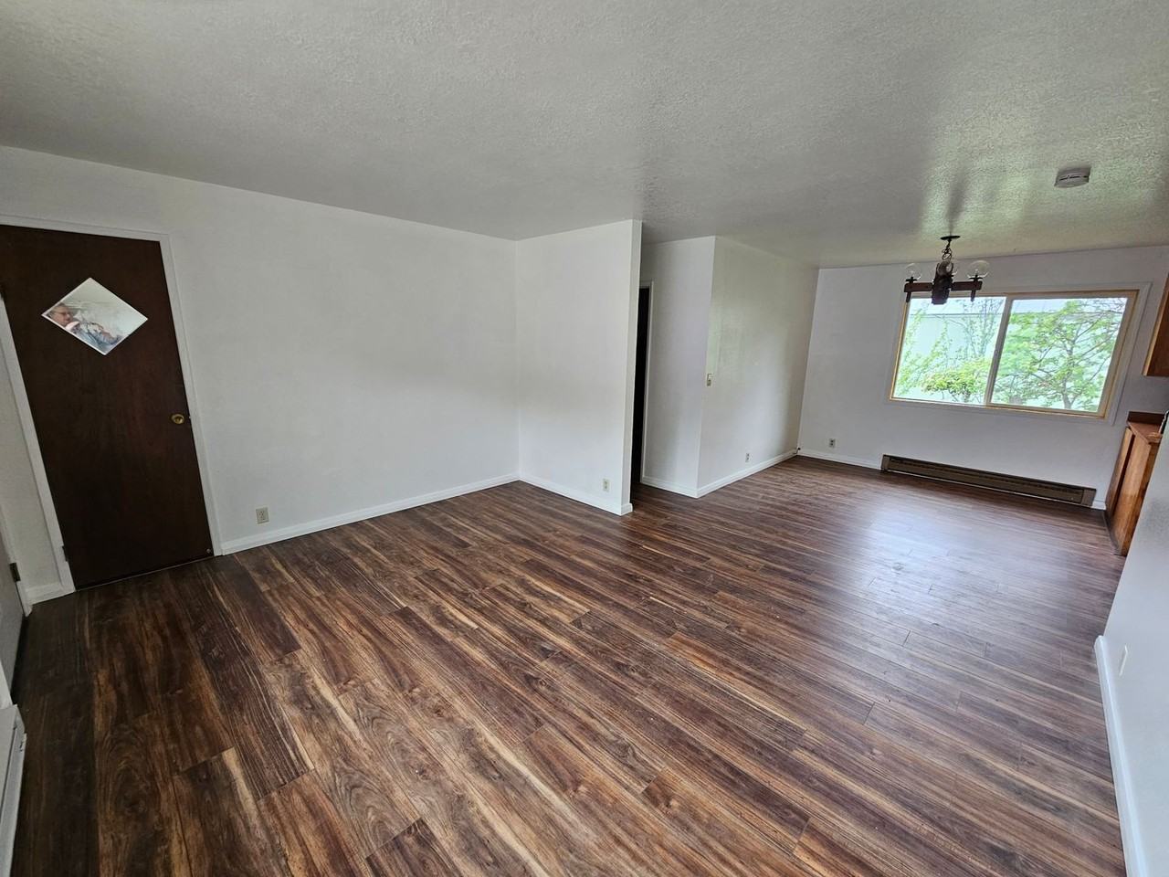 602 1/2 2nd St - Photo 2 of 10