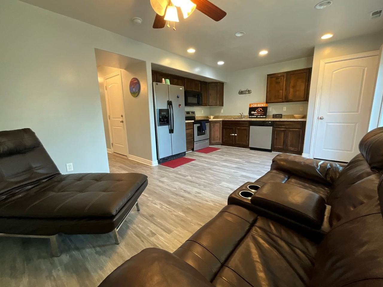 1064 16th St - Photo 4 of 15