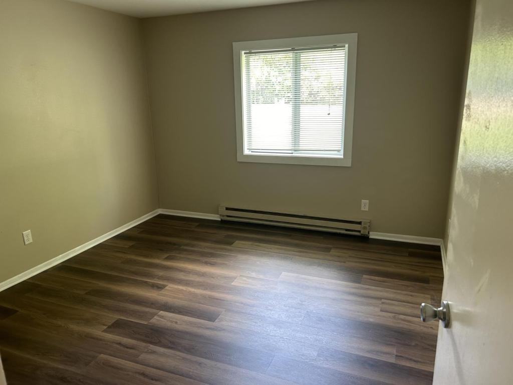 6578 Lake Rd - Photo 7 of 9