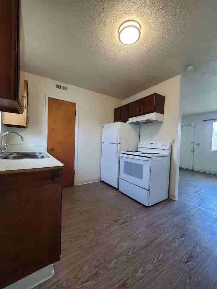2024 Alderson Ave #7