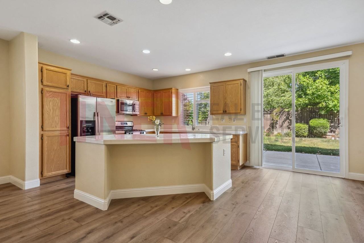 9836 Tundra Swan Cir - Photo 3 of 30