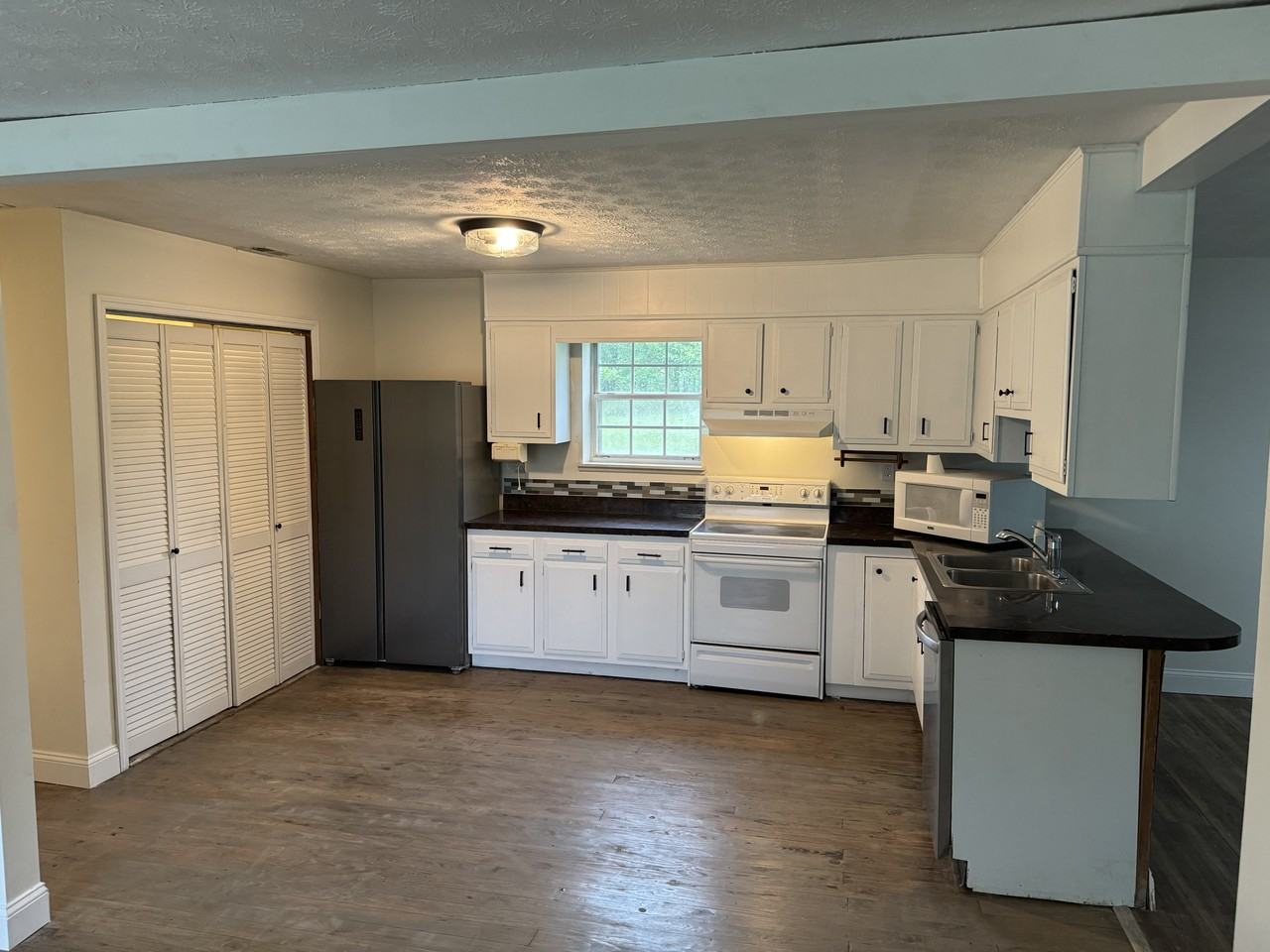 4511 Lucasville Minford Rd #NA - Photo 3 of 14