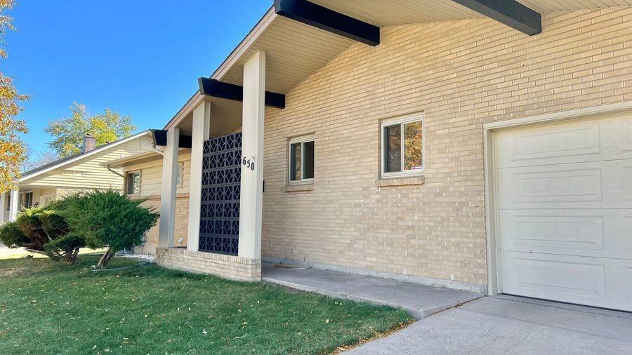 650 E Easter Ave - Photo 2 of 38