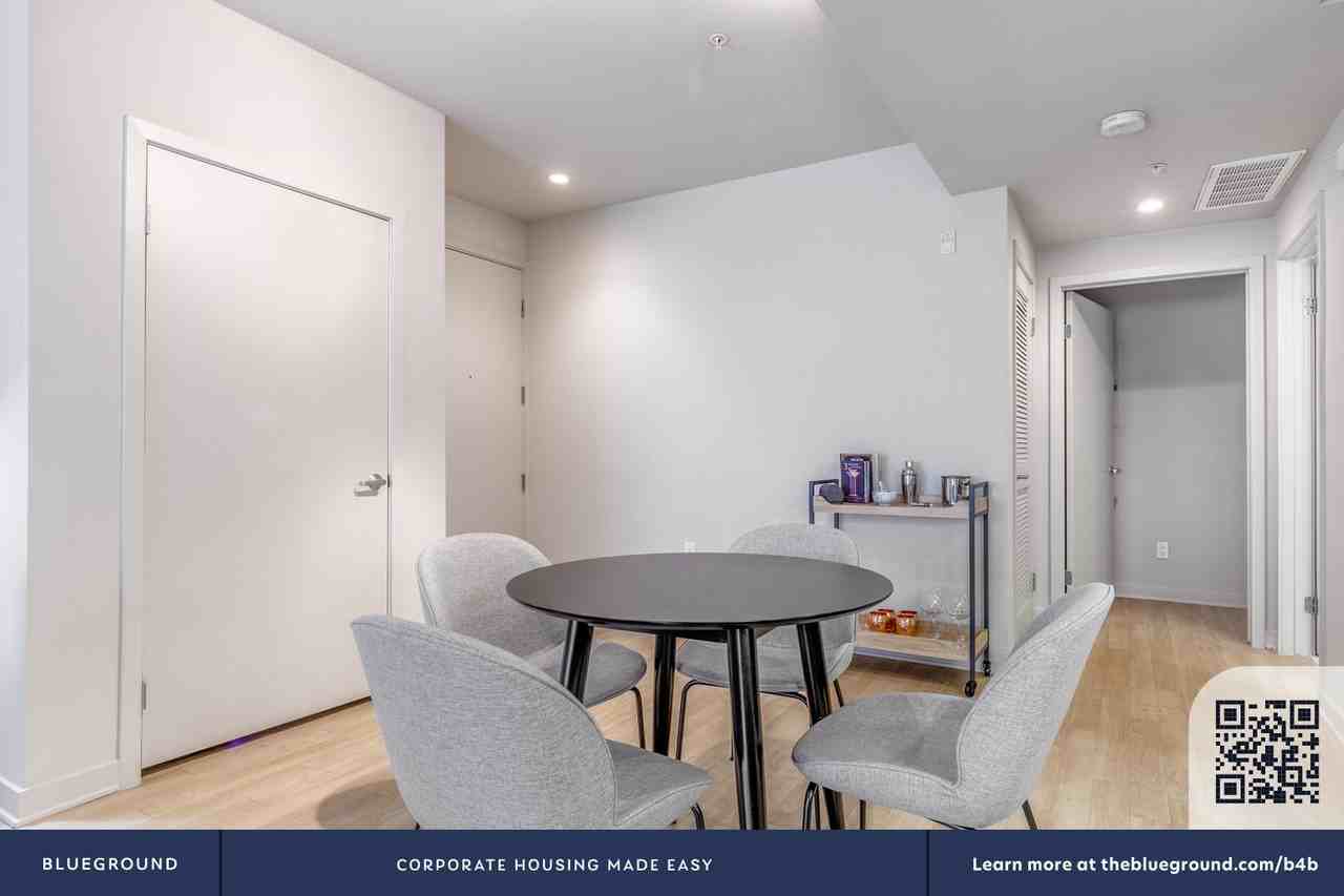 1420 5th Street - Photo 6 of 41