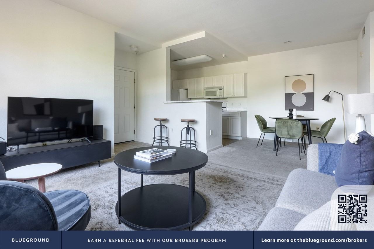 3130 Rubino Drive #1091 - Photo 4 of 28