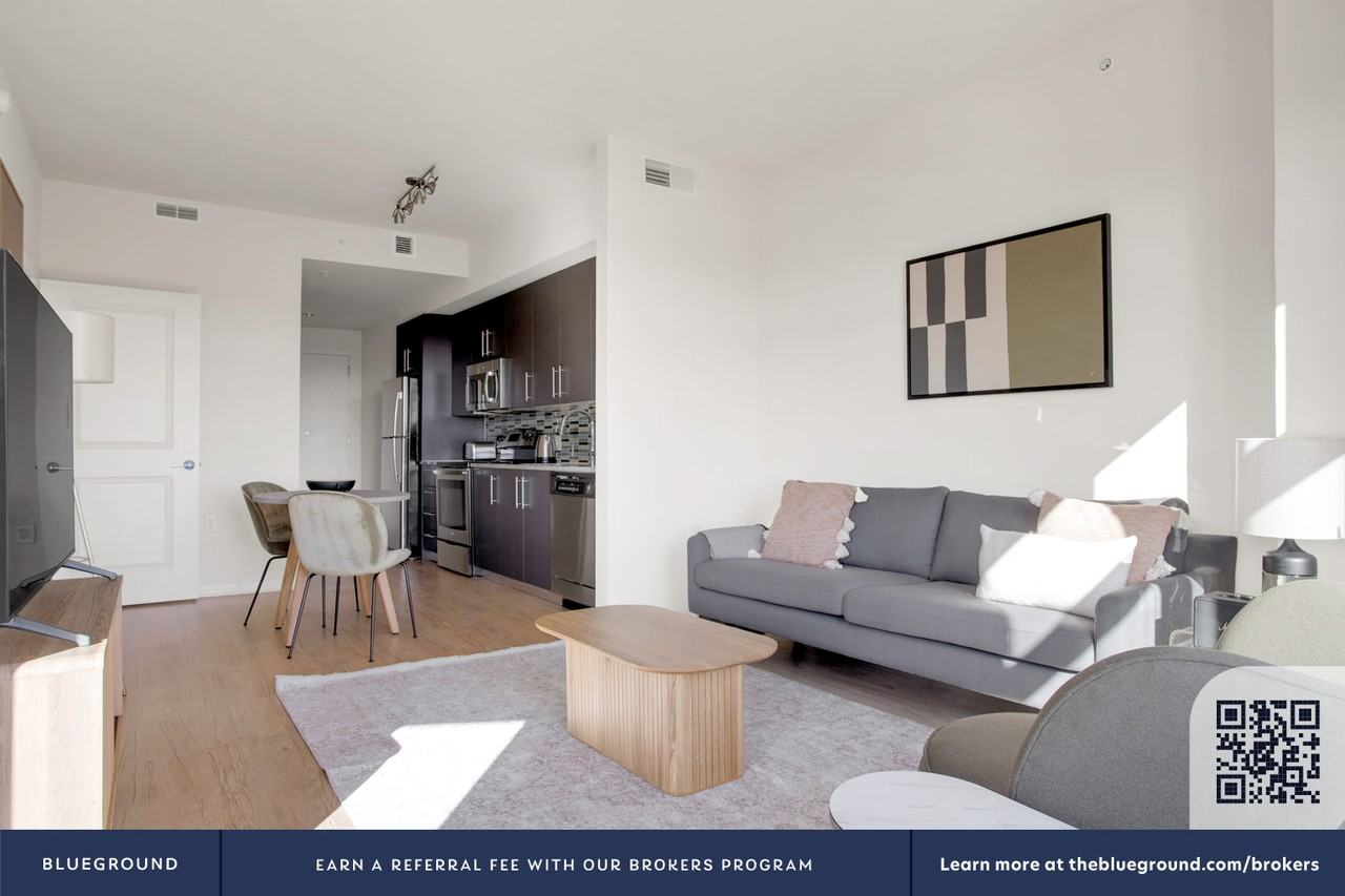 1128 North Irving Street - Photo 5 of 54