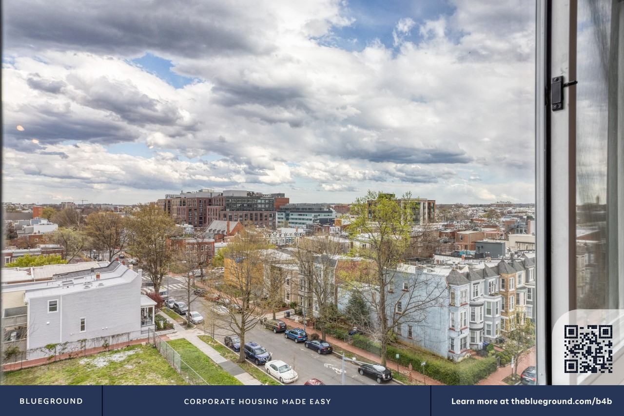 318 I St Ne #493 - Photo 6 of 23