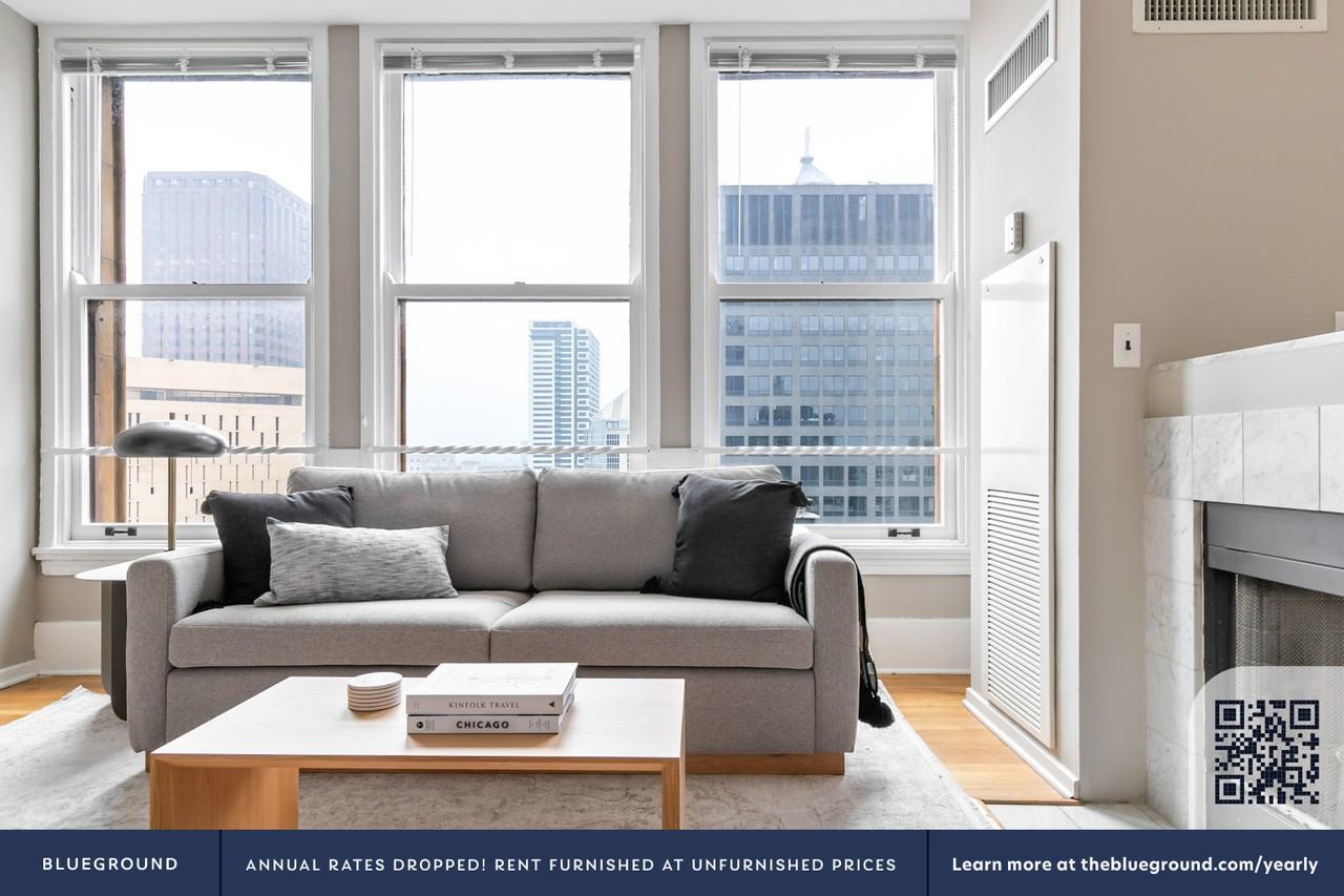 343 South Dearborn Street - Photo 3 of 32