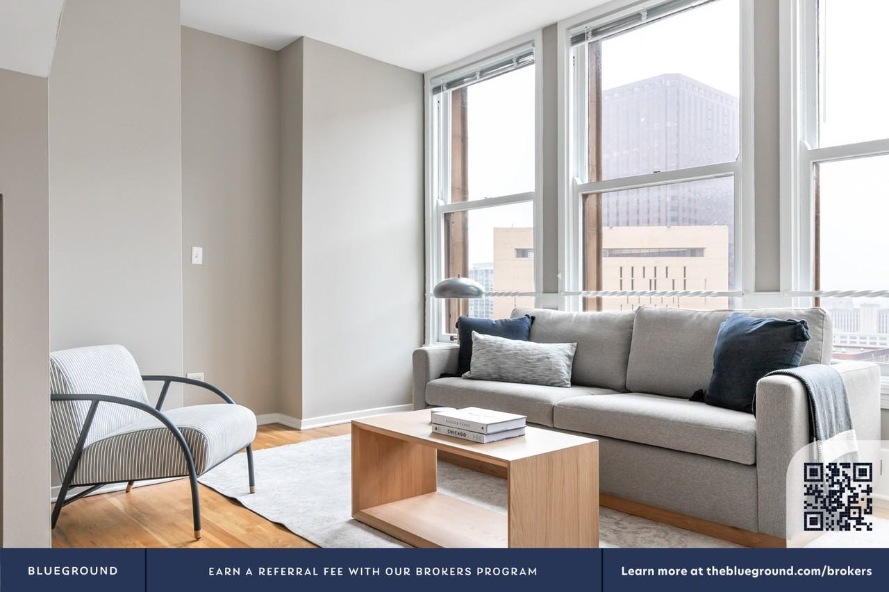 343 South Dearborn Street - Photo 4 of 32