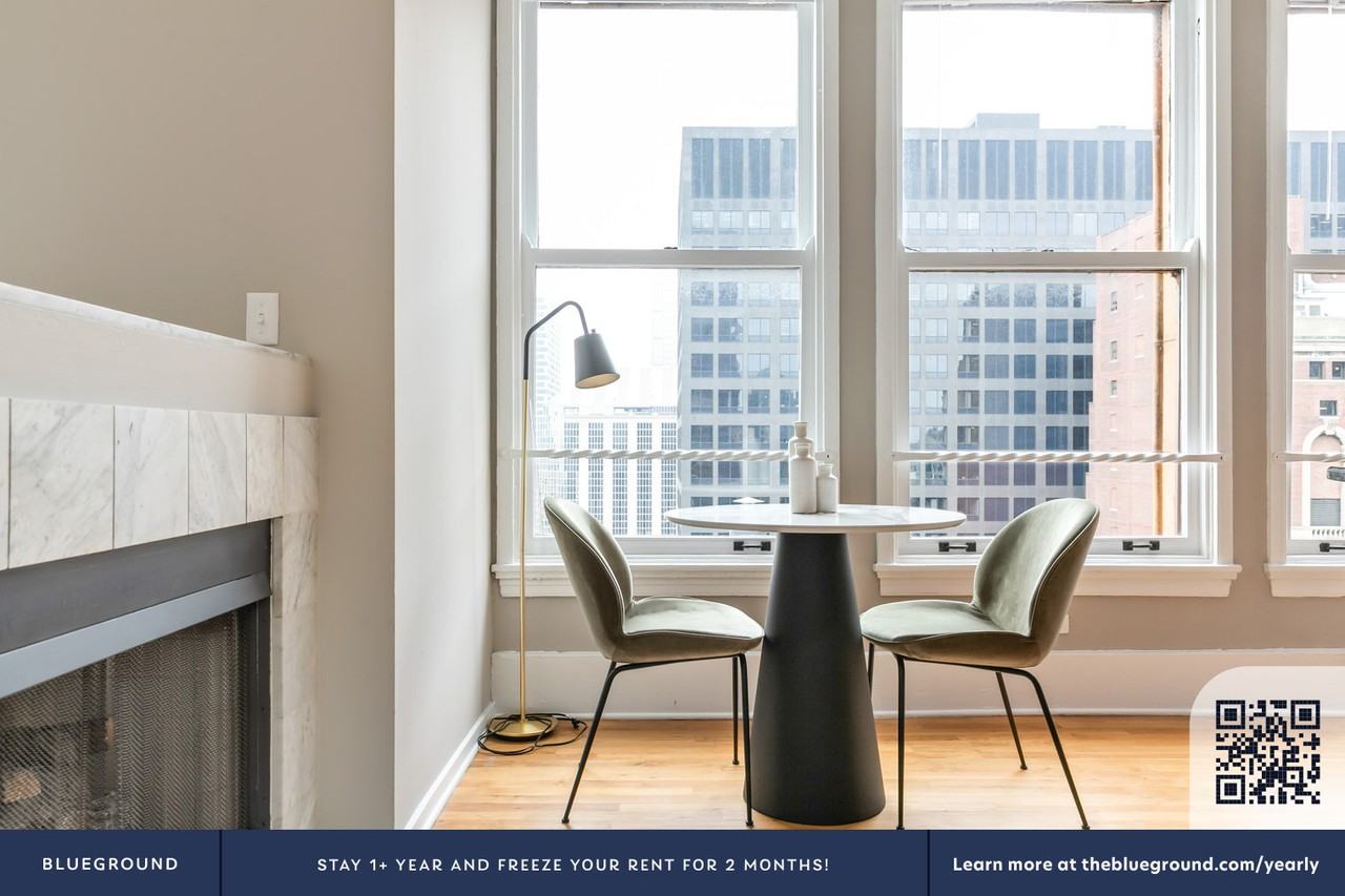 343 South Dearborn Street - Photo 7 of 32