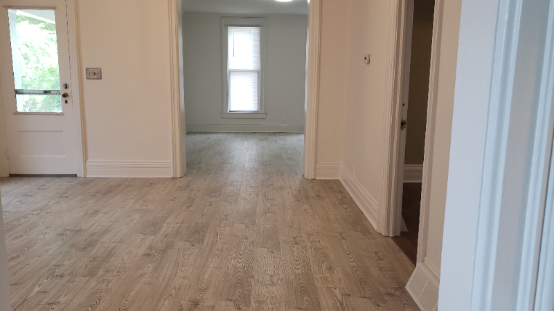 2618 Cochran St - Photo 3 of 30