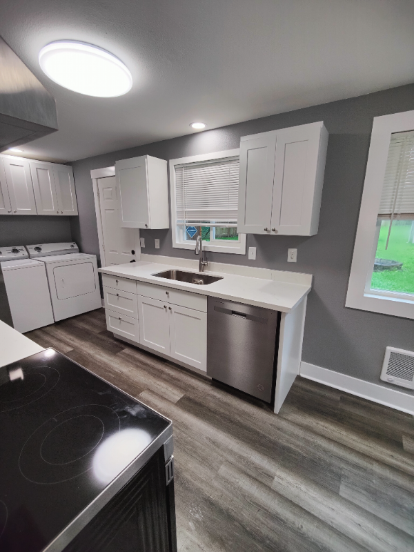 15102 62nd Pl Ne - Photo 3 of 20
