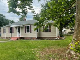 225 Kenneth Blvd - Photo 1 of 1