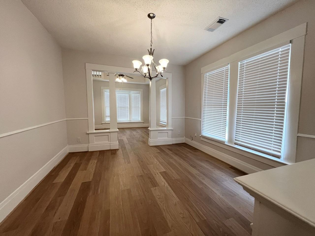 421 E Myrtle St - Photo 6 of 19