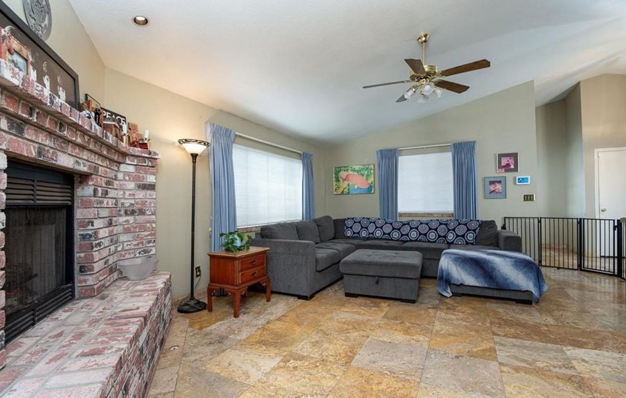 787 Lyell Way - Photo 3 of 13