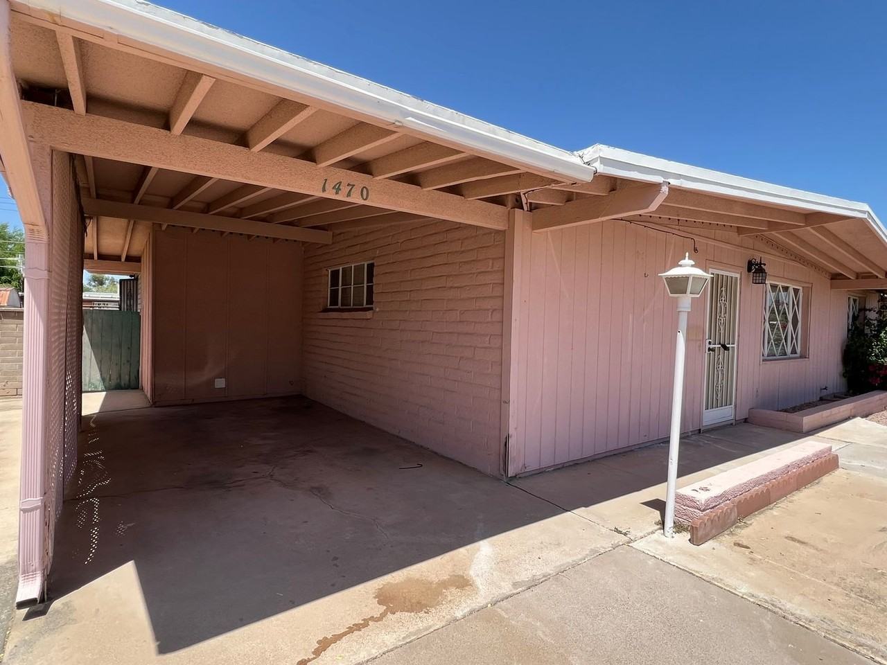 1470 W La Pasadita St - Photo 3 of 37