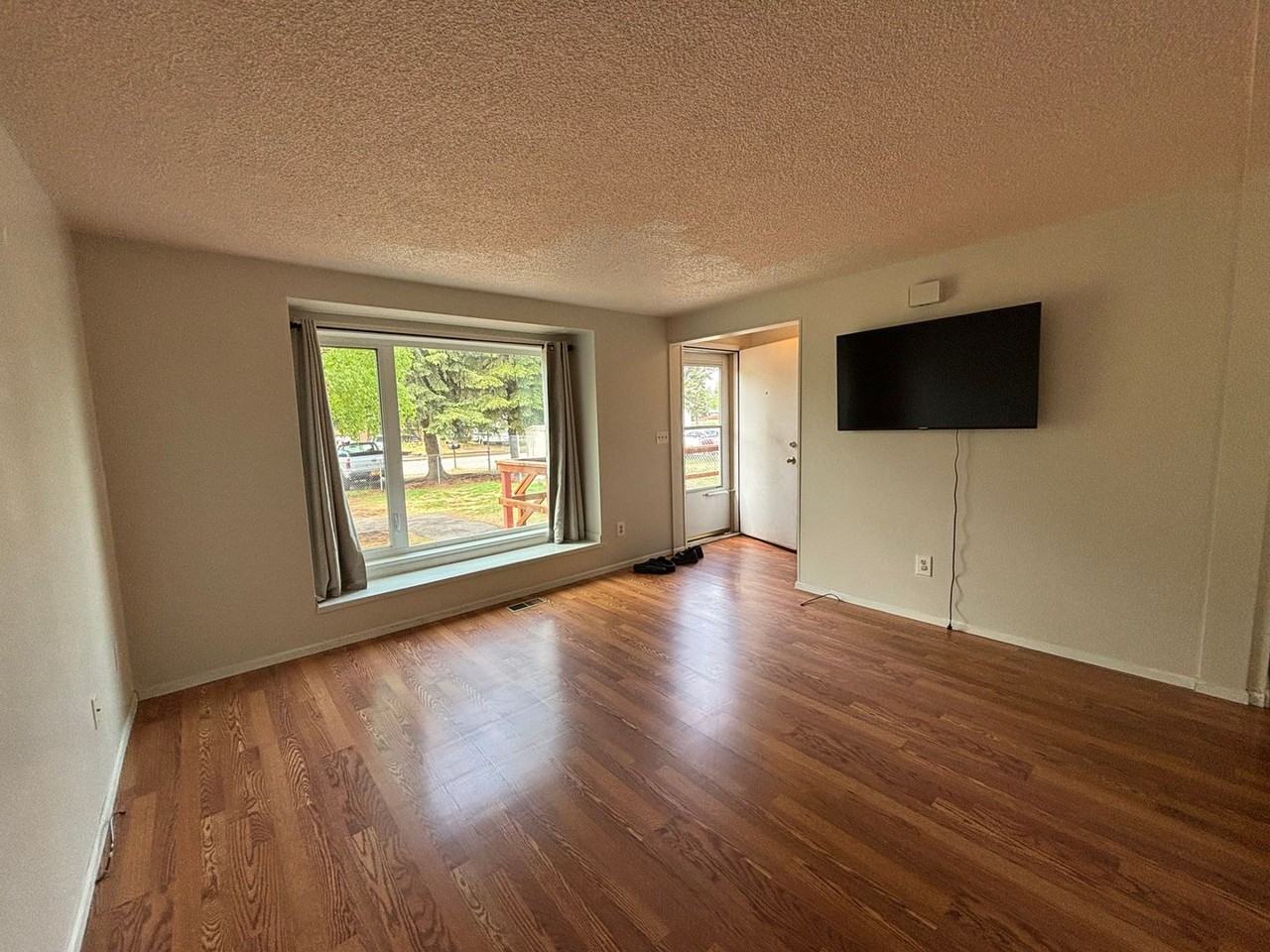 1453 Market St - Photo 5 of 13