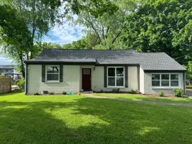 2826 Colonial Cir - Photo 1 of 1