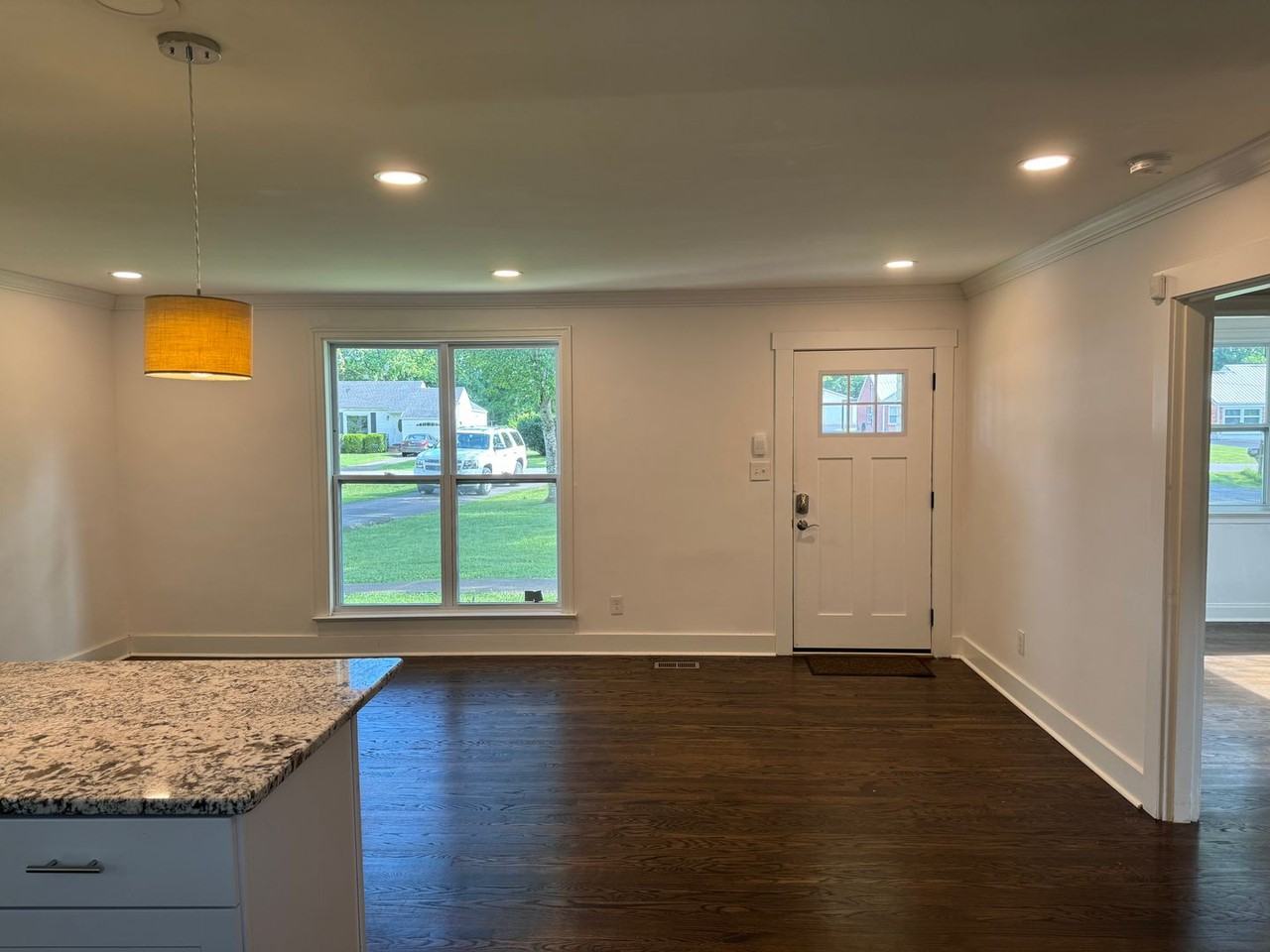 2826 Colonial Cir - Photo 7 of 22