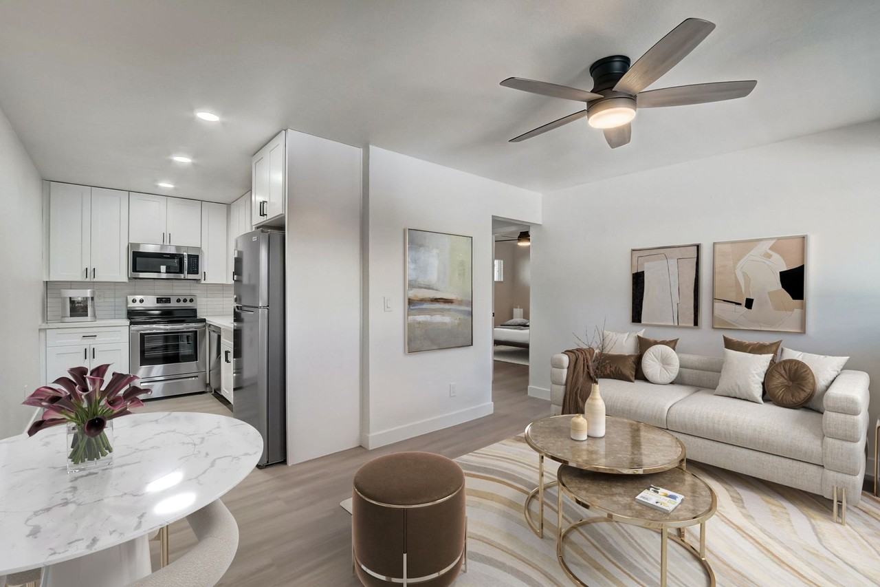 2002 Dateland Drive - Photo 3 of 38