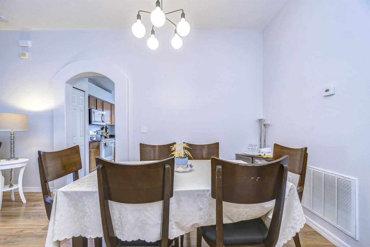 30847 Bridgegate Dr #1 - Photo 5 of 10