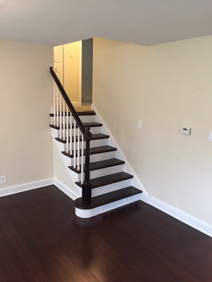 1546 Highridge Pkwy - Photo 3 of 17