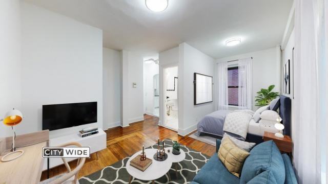 178 East 70th Street - Photo 2 of 8