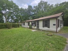 featured image of 1506 El Paso St #1