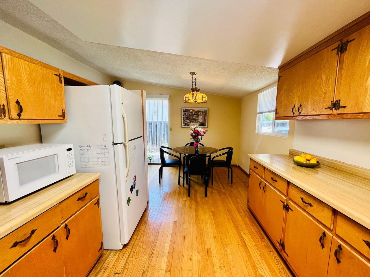 1042 Johnson Ave - Photo 2 of 16