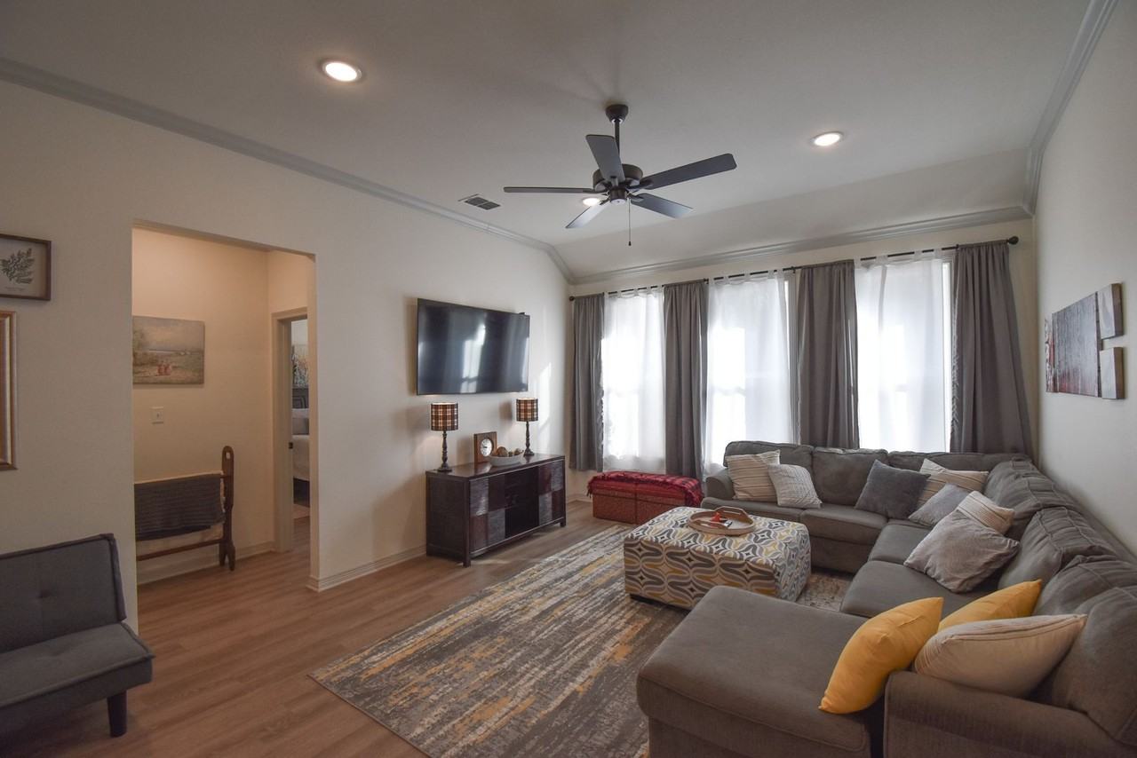 3036 Legacy Cir - Photo 7 of 26