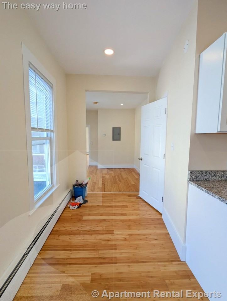 19 Cameron Ave #3 - Photo 6 of 18