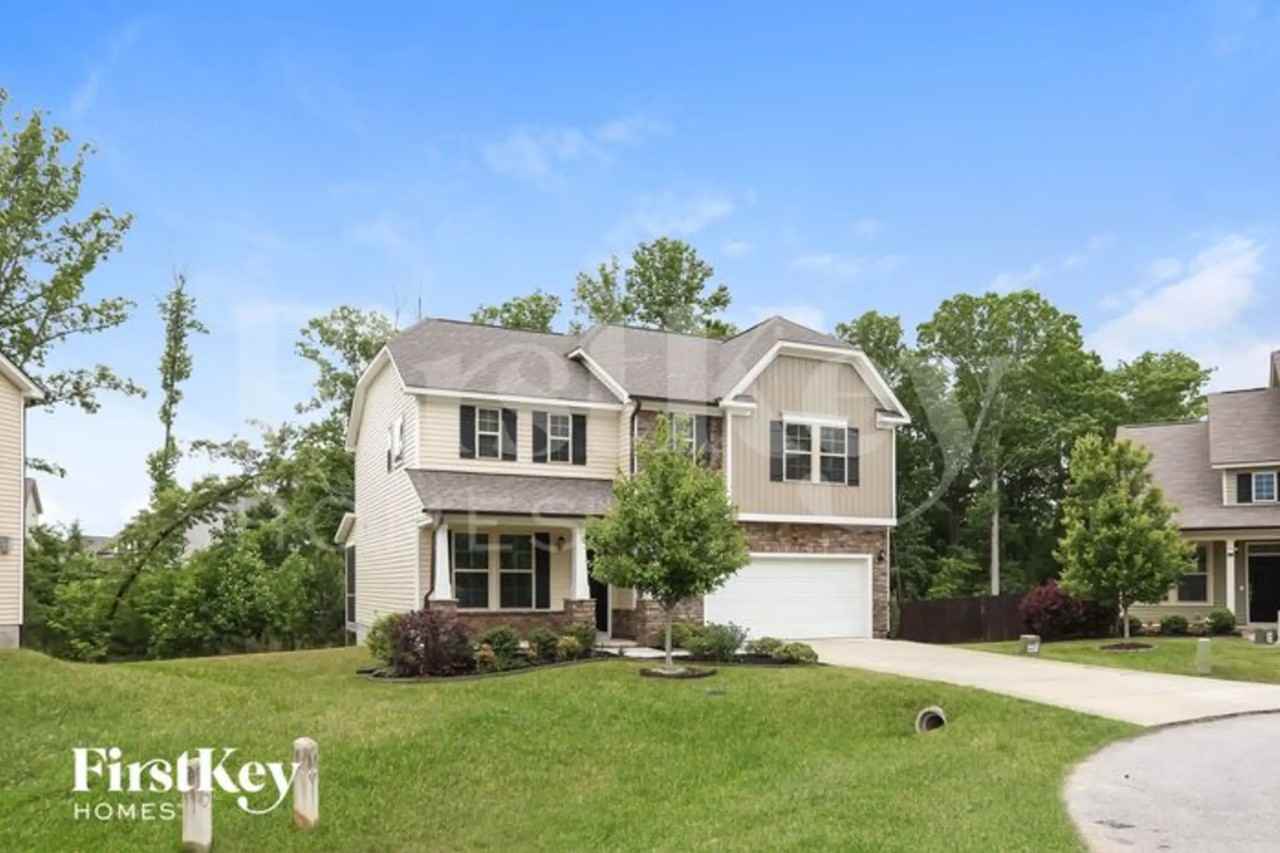 107 Knoll Ct - Photo 2 of 15