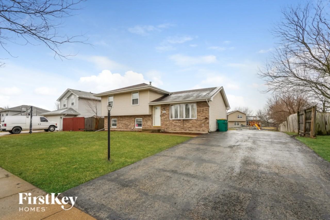 6600 Benich Ln - Photo 2 of 15