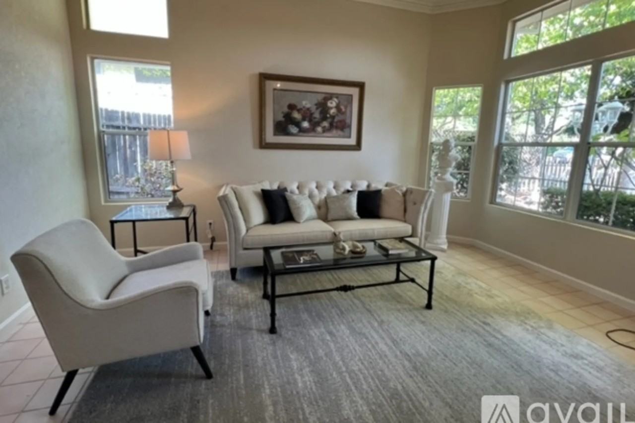 5108 Stratton Ct Rm 1 - Photo 2 of 10
