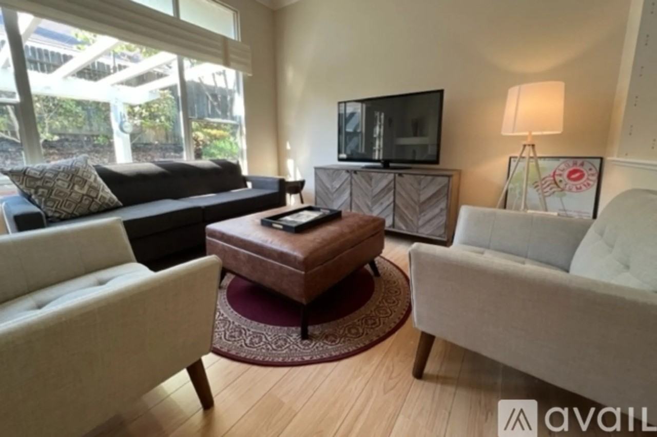 5108 Stratton Ct Rm 1 - Photo 3 of 10