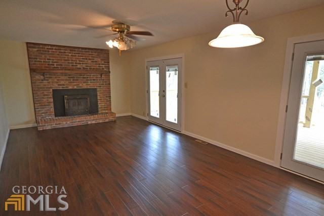 85 Roland Rd - Photo 2 of 11