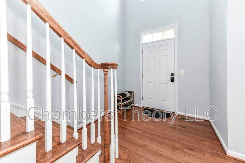 359 Preston Dr - Photo 3 of 32