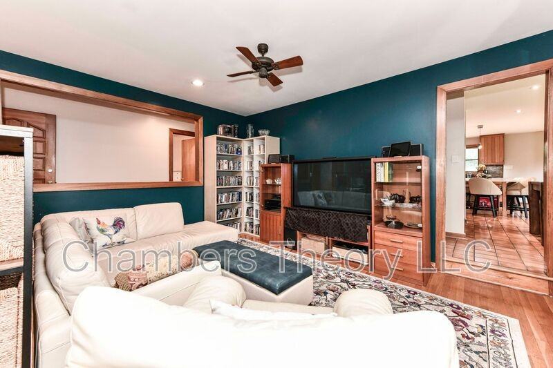 9618 Beach Mill Rd - Photo 3 of 36