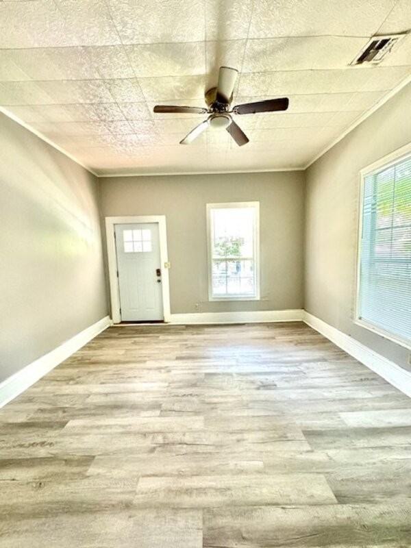 729 S Saint Louis Ave - Photo 2 of 6