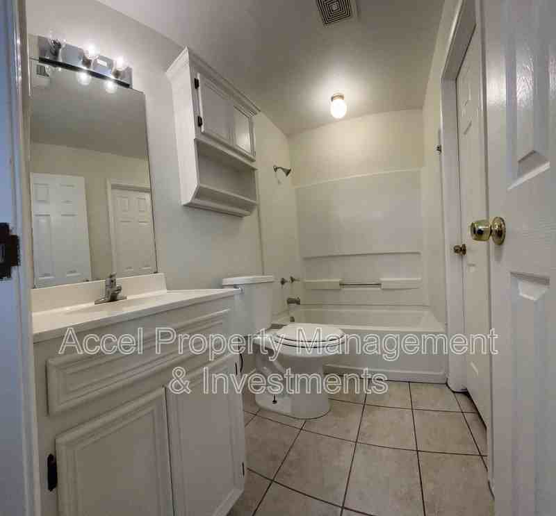 2003 Villa Linda Ave #1 - Photo 7 of 13