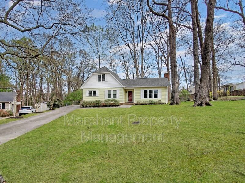 121 Coalmont Ct - Photo 3 of 44